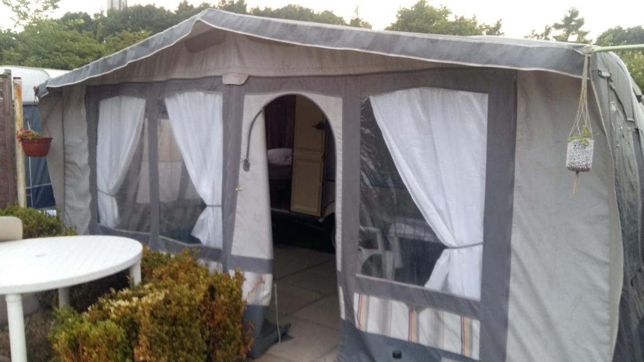 Caravans Magda Ниешорце Екстериор снимка