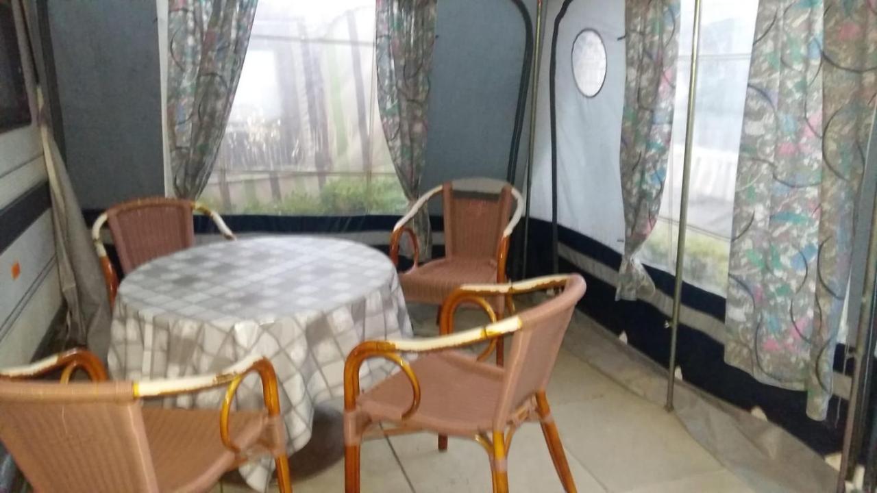 Caravans Magda Ниешорце Екстериор снимка