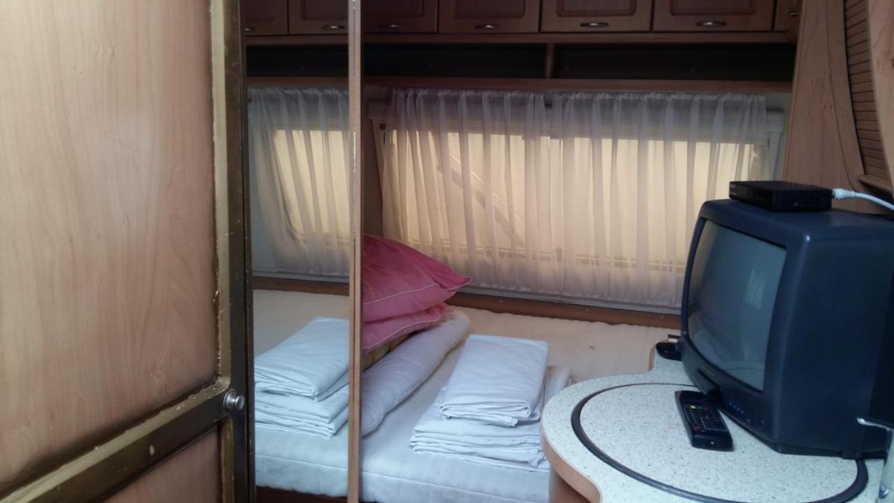 Caravans Magda Ниешорце Екстериор снимка