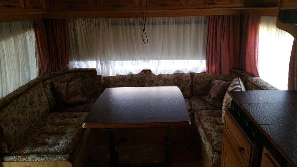 Caravans Magda Ниешорце Стая снимка