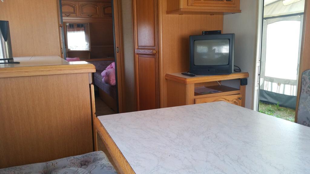 Caravans Magda Ниешорце Стая снимка