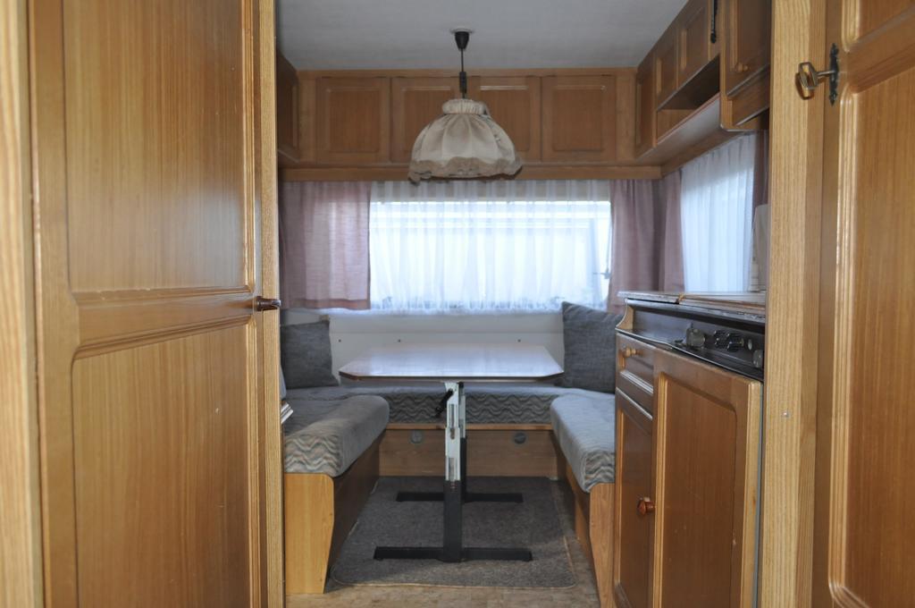 Caravans Magda Ниешорце Екстериор снимка